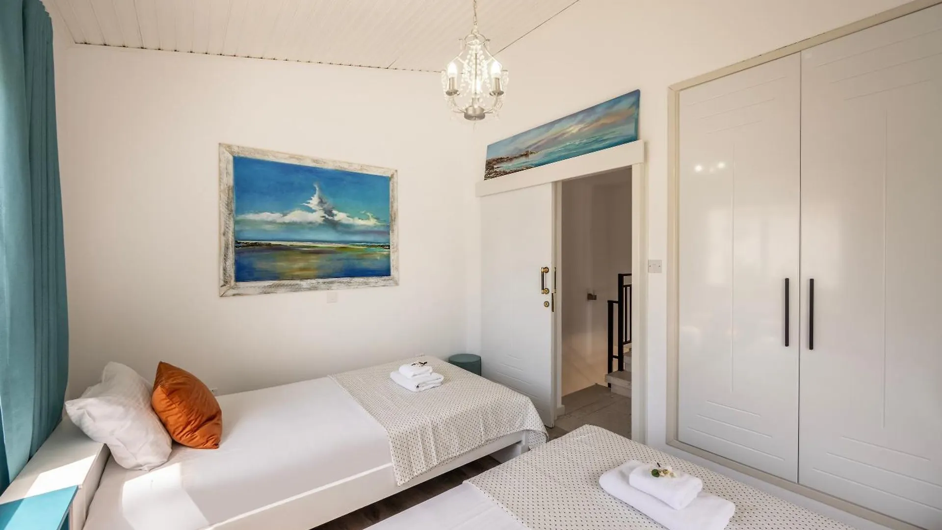 Larnaca Villa Marina Meneou