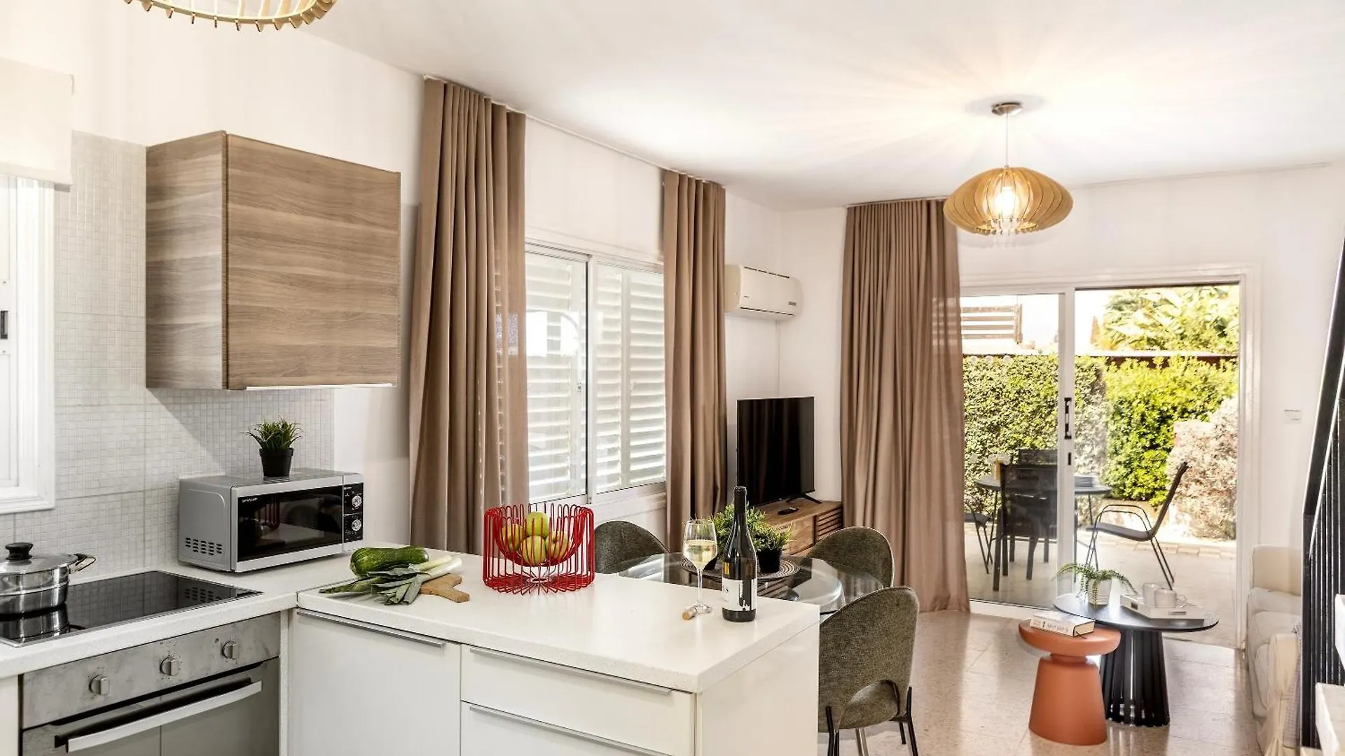 Larnaca Villa Marina Meneou Cyprus