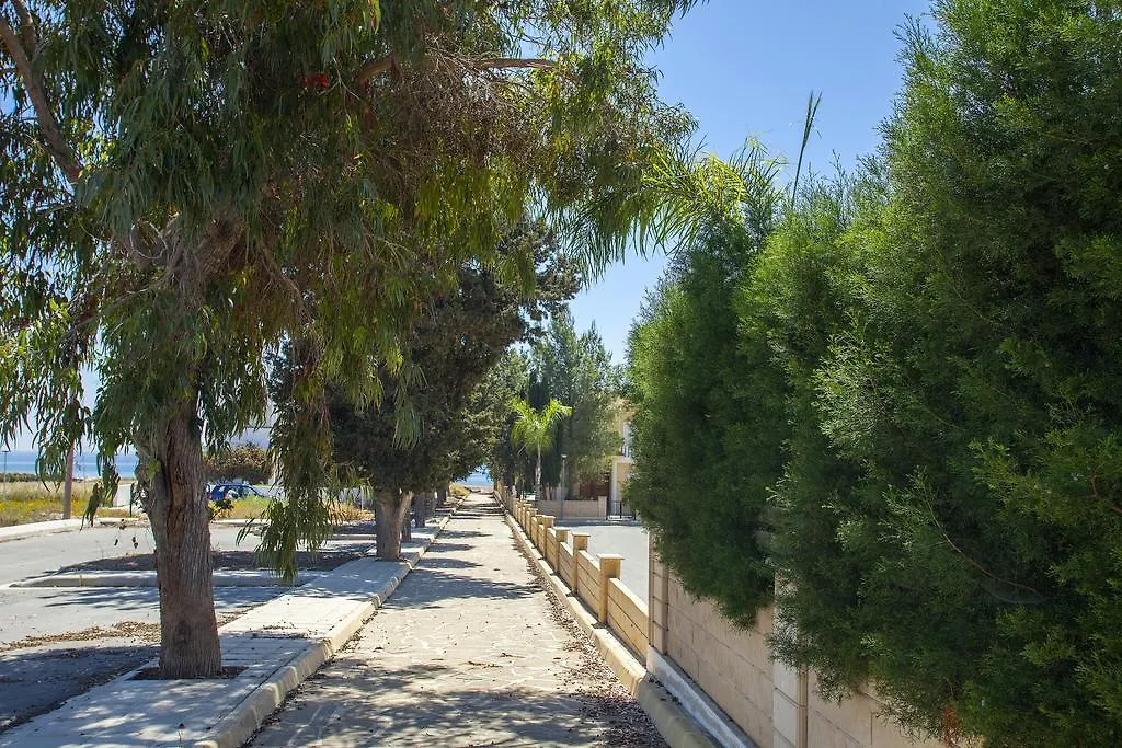 Larnaca Villa Marina Meneou
