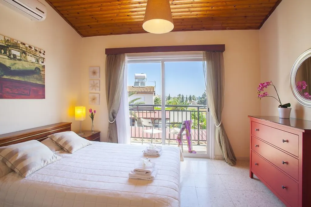 Larnaca Villa Marina Meneou 0*,  Cyprus