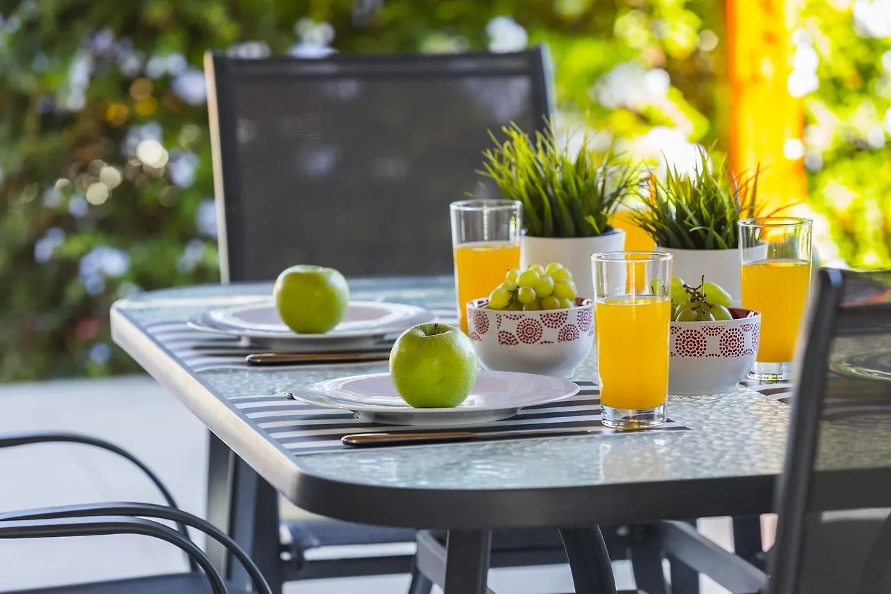 Larnaca Villa Marina Meneou