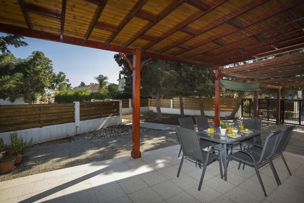 Larnaca Villa Marina Meneou Cyprus